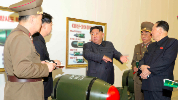 Corea del Norte desvela nuevas cabezas nucleares pequeñas
