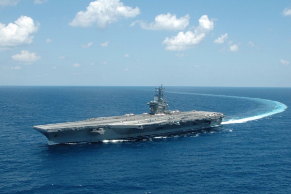 Los hutíes atacaron el portaaviones estadounidense USS Dwight D. Eisenhower con un misil iraní