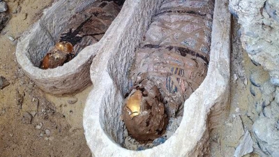 Hallan un fragmento de papiro de la 'Ilíada' en momias egipcias de la época romana