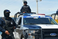 Policías de Jalisco durante un operativo.