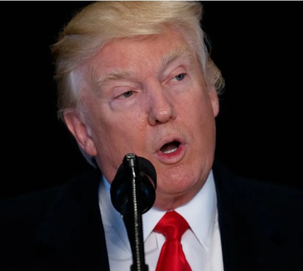 Trump llamó como “ridícula cantidad de publicidad” dada al caso de Jeffrey Epstein