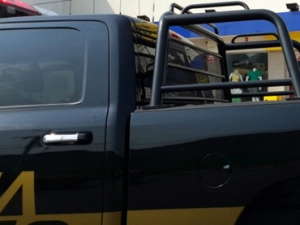 Personal de la Fiscalía acudió al sitio para recabar evidencias para dar con los delincuentes.