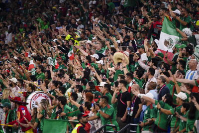 ficionados mexicanos durante un partido entre México y Polonia, en el Estadio 974 de Doha, Catar. 22 de noviembre del 2022.