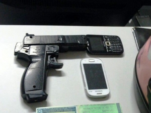 Detienen a dos ladrones que atracaban con pistolas de la PlayStation