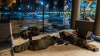 Personas duermen en el Aeropuerto Adolfo Suarez Madrid-Barajas, el 11 de marzo de 2025 in Madrid, España