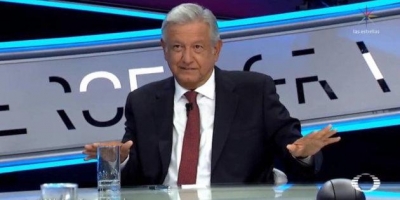 Así es como Andrés Manuel López Obrador se volvió intocable en Televisa