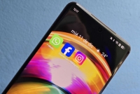 Reportan caída de WhatsApp, Facebook e Instagram se caen