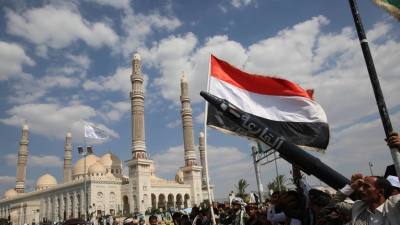 Hutíes se declaran listos para cerrar una vía marítima vital en apoyo a Irán