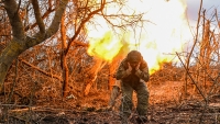 Un militar de la agrupación de tropas Norte en la provincia de Kursk.