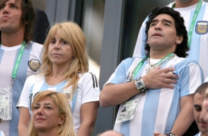 Claudia Villafañe y Diego Armando Maradona, cuando todavía eran pareja.