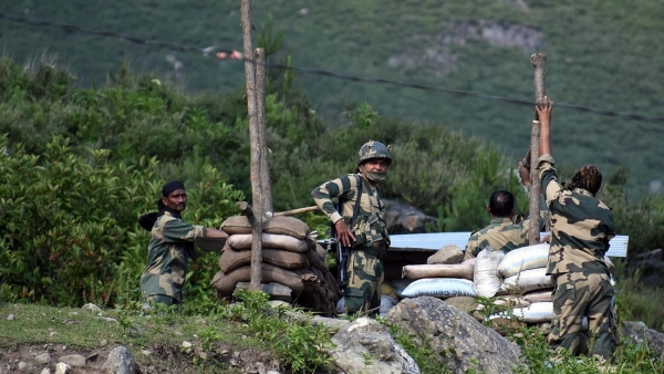Un búnker militar indio en la carretera Srinagar-Leh en la zona de Sonmarg, Cachemira.