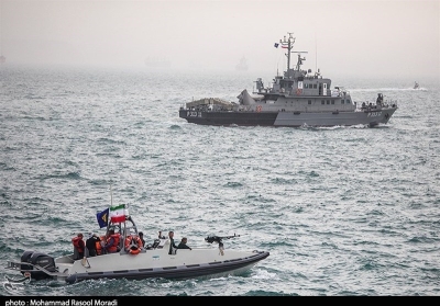 La Armada del CGRI de Irán lanza un simulacro de guerra en el estrecho de Ormuz