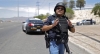 Un policía de El Paso (Texas, EE UU) en los aledaños del tiroteo.
