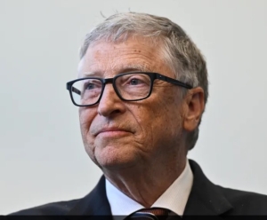 Epstein conoció a Antonova en 2013 y luego pagó para que asistiera a una escuela de codificación de software.