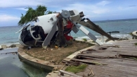 Video: cayó un helicóptero con seis turistas en Fiji