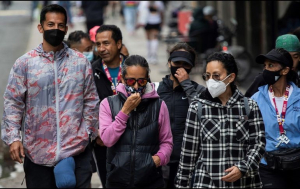 Destacan que la población económicamente activa tiene más posibilidades de caer en la pobreza debido a que el 92 por ciento de las fuentes de empleo en la ZMG se ofrecen por parte de microempresas.