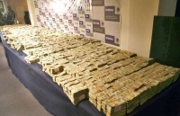 Grupos de narcotraficantes han logrado sacar de México recursos que ascienden a miles de millones de dólares. En la imagen, decomiso reciente al cártel de Ismael El Mayo Zambada