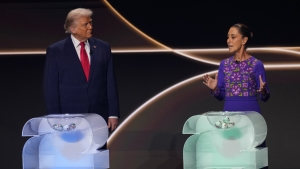 Donald Trump y Claudia Sheinbaum durante el sorteo del Mundial 2026 de la FIFA, Washington, 5 de diciembre de 2025.