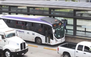 Sin dar hasta el momento más información sobre el caso, la FGR añadió que las investigaciones continúan, y especificó que las unidades no se encuentran aseguradas, por lo que el servicio puede seguirse prestando de manera habitual.