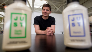 Josh Tetrick en la oficina central de Eat Just en San Francisco, California (EE.UU.), 2018.