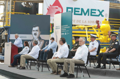 El presidente Andrés Manuel López Obrador ayer al encabezar la conmemoración del 83 aniversario de la expropiación petrolera en Tabasco.