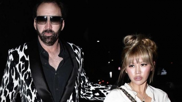 Nicolas Cage y Erika Koike.