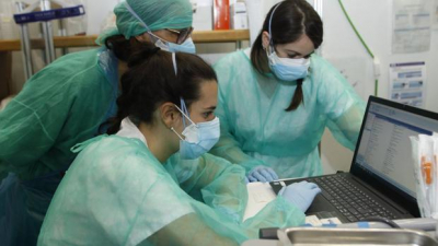 Trabajadores de la Vall d&#039;Hebron, en una imagen reciente