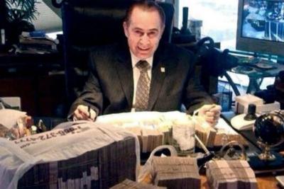 Roberto Casimiro González, dueño de la cadena RCG .