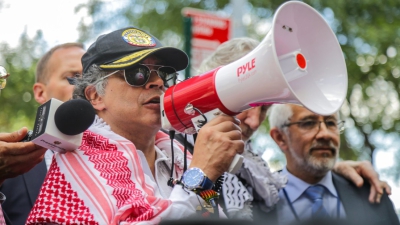 EE.UU. revoca visa a Petro tras discurso en marchas en Nueva York