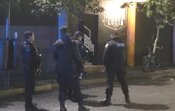 Falleció hombre baleado dentro de bar en el Centro tapatío