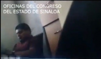 Algunos aseguran que el diputado dirige una red de prostitución.