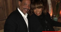 Se suicida de un disparo el hijo mayor de la cantante estadounidense Tina Turner