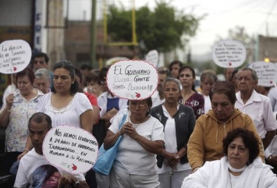 Poco más de medio centenar de personas recorrieron esta mañana la calle de Gante