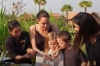 Angelina Jolie alimenta a sus hijos con arañas