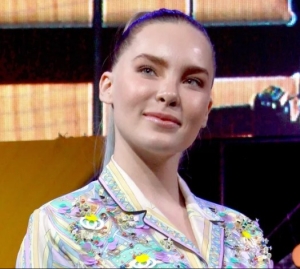 Belinda complació a sus fans con un video grabado por ella misma.