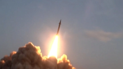 Irán lanza una nueva andanada de misiles y una