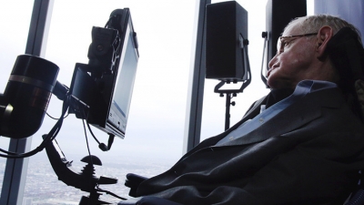 Stephen Hawking predice que estos "fármacos" cambiarán la humanidad