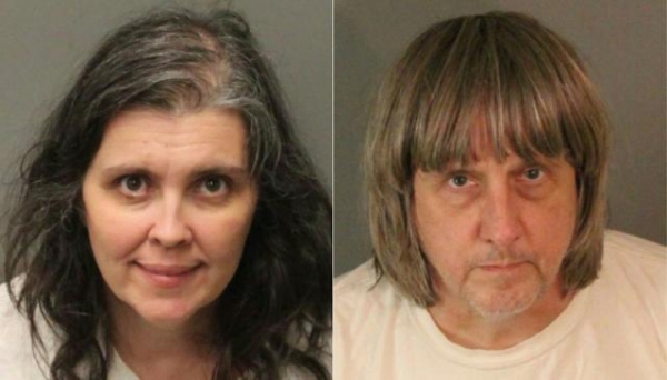 Louise Anna Turpin y David Allen Turpin, en imágenes difundidas por el Departamento de Policía del Condado de Riverside, el 15 de enero de 2018