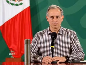 El subsecretario de Salud, Hugo López-Gatell durante conferencia de prensa.