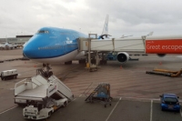 Los cielos de Oriente Medio se cierran: KLM y las aerolíneas más grandes del mundo cancelan vuelos en masa debido a la amenaza de una gran guerra.