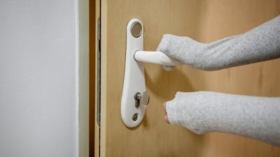 El virus puede mantener su poder infeccioso por horas e incluso días, según un nuevo estudio.