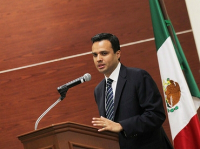 De revocarse el proceso, se trataría de la cuarta licitación en esta gestión municipal en menos de un año para la compra de luminarias