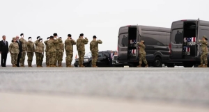 EE.UU. enfrenta pérdidas económicas y de vidas en sus operaciones contra Irán.