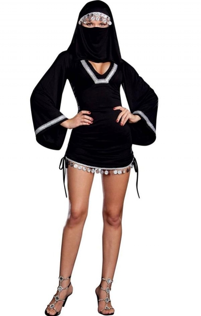 Las sexy burkas que se pusieron a la venta en Amazon. Exigen que las retiren de la tienda online