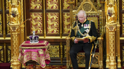 El Príncipe Carlos durante la Apertura Estatal del Parlamento en la Cámara de los Lores en el Palacio de Westminster (Londres) el 10 de mayo de 2022.