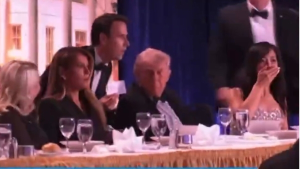 Sacan a Trump a toda prisa del escenario de la cena de corresponsales por un hombre armado