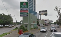 Gasolinera ubicada en Avenida Guadalupe y Calzada Lázaro Cárdenas