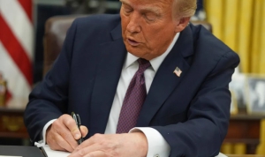 El 20 de enero, Trump firmó la orden ejecutiva para restringir la ciudadanía por nacimiento.