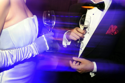 Hipocresía, aviones privados y prostitutas: los escándalos que rodean al Foro de Davos