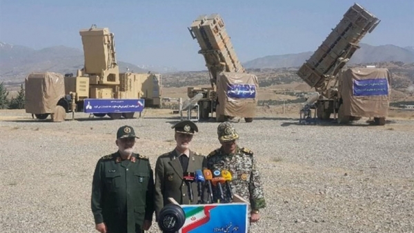 El ministro de Defensa iraní revela el sistema de defensa aérea Khordad 15, Teherán, 9 de junio de 2019.